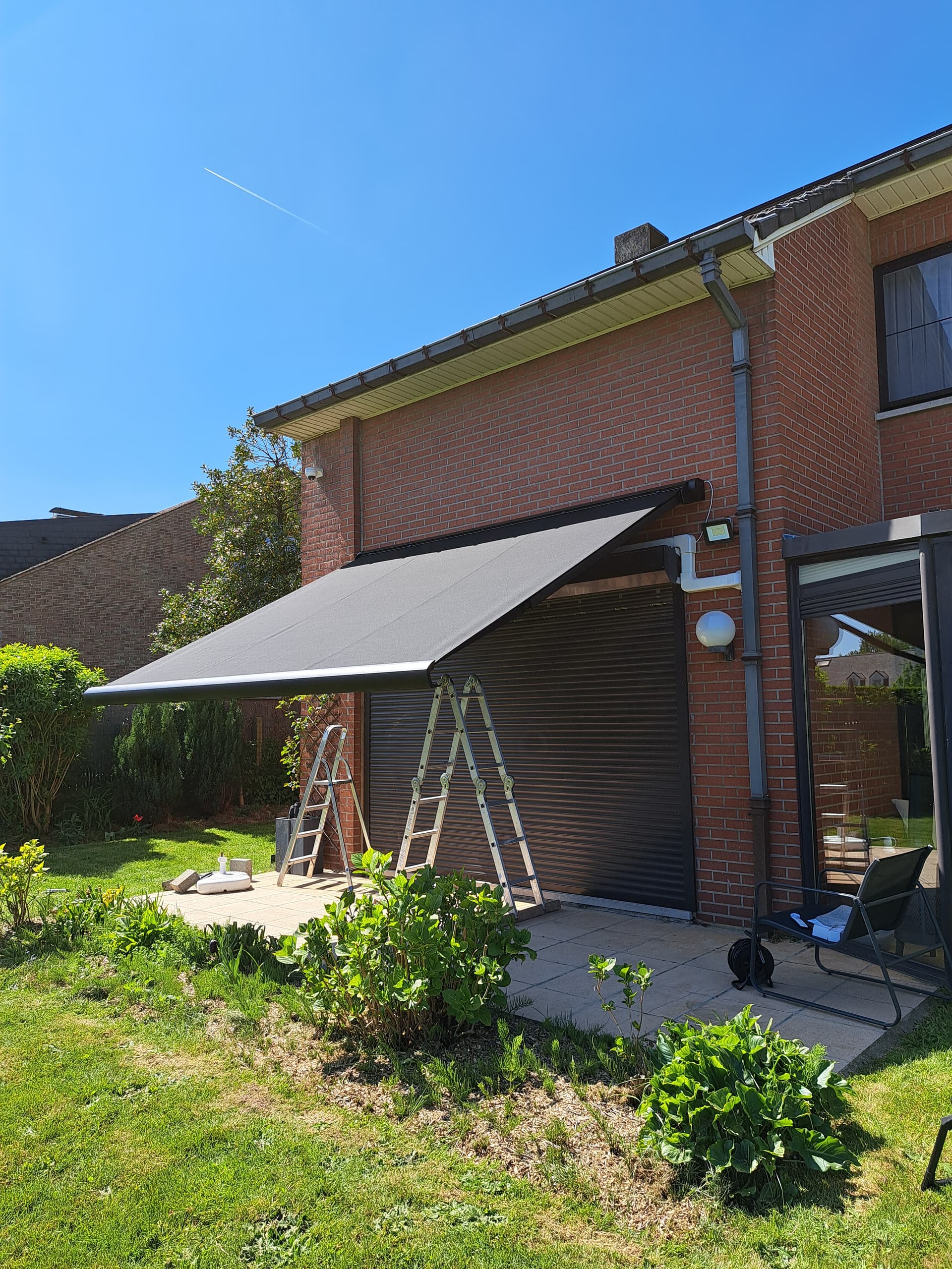 Draai-kiepramen: Voordelen en Werking Uitgelegd door een Brusselse Expert - Realisatie Ronny Windows
