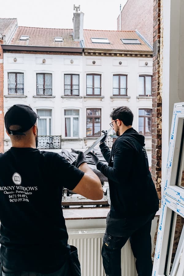 Installation chassis PVC Ronny Windows