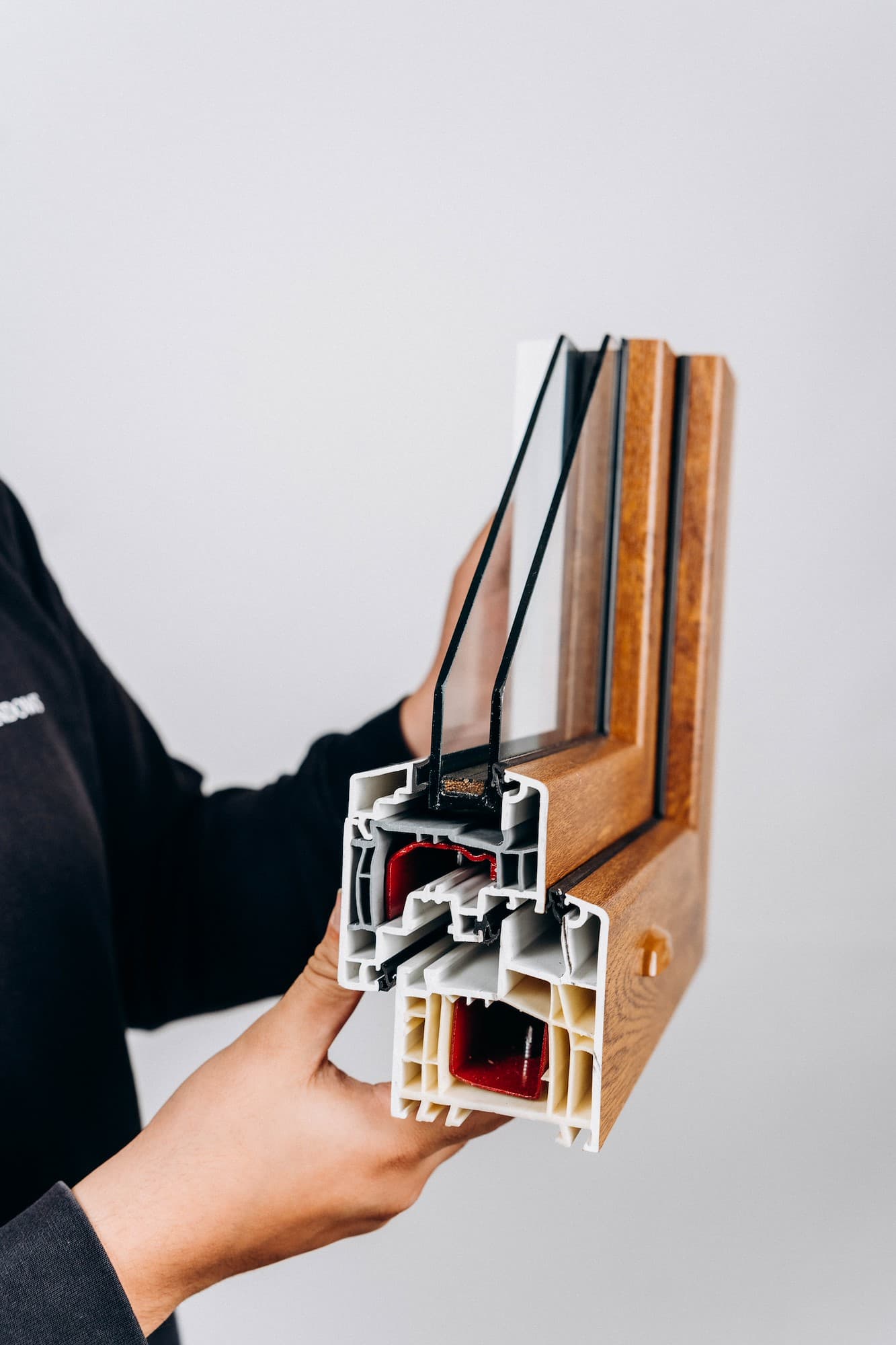 Montage de volets roulants en équipe